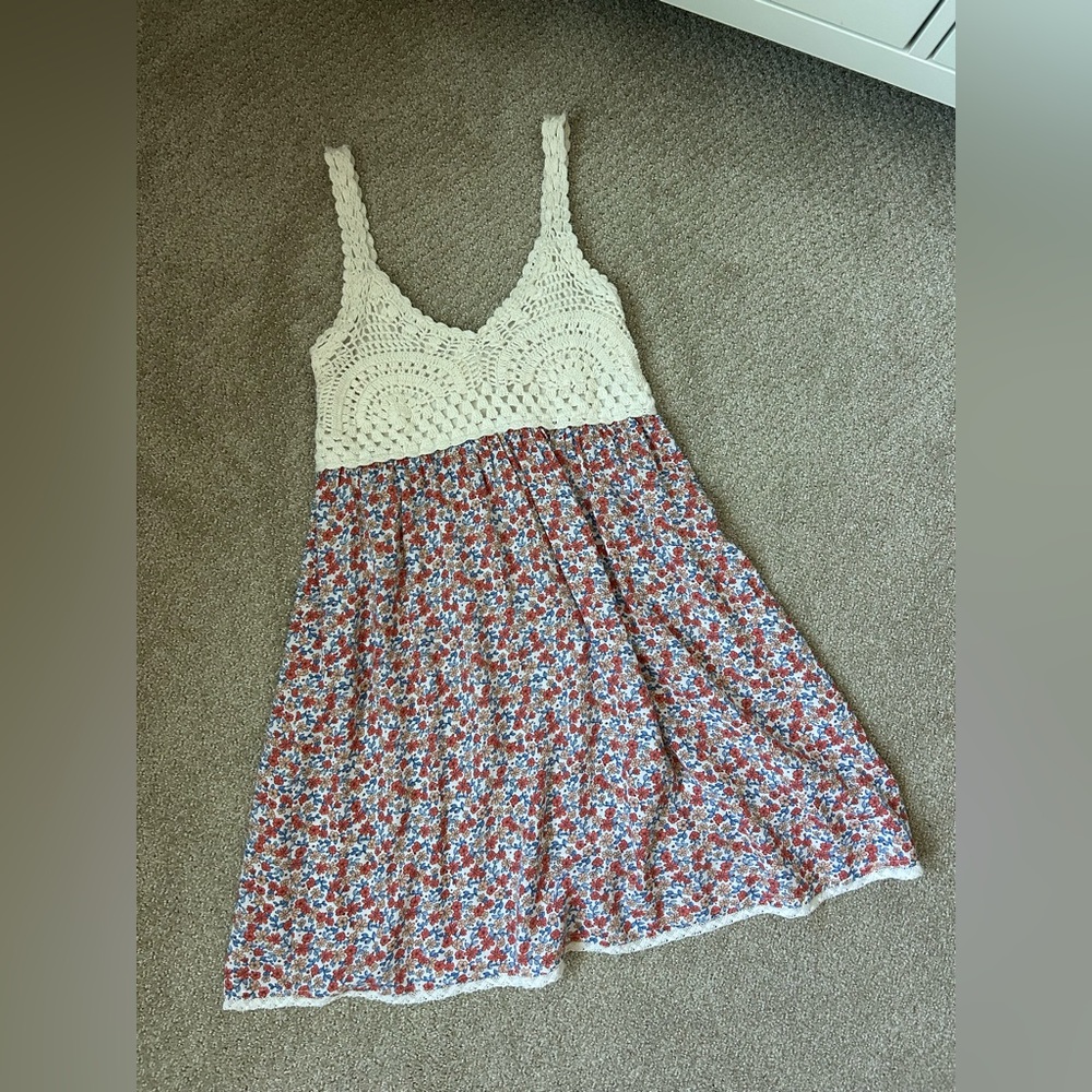 Jessica Simpson Bohemian Style Dress, size Medium